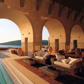 BLUE PALACE RESORT & SPA